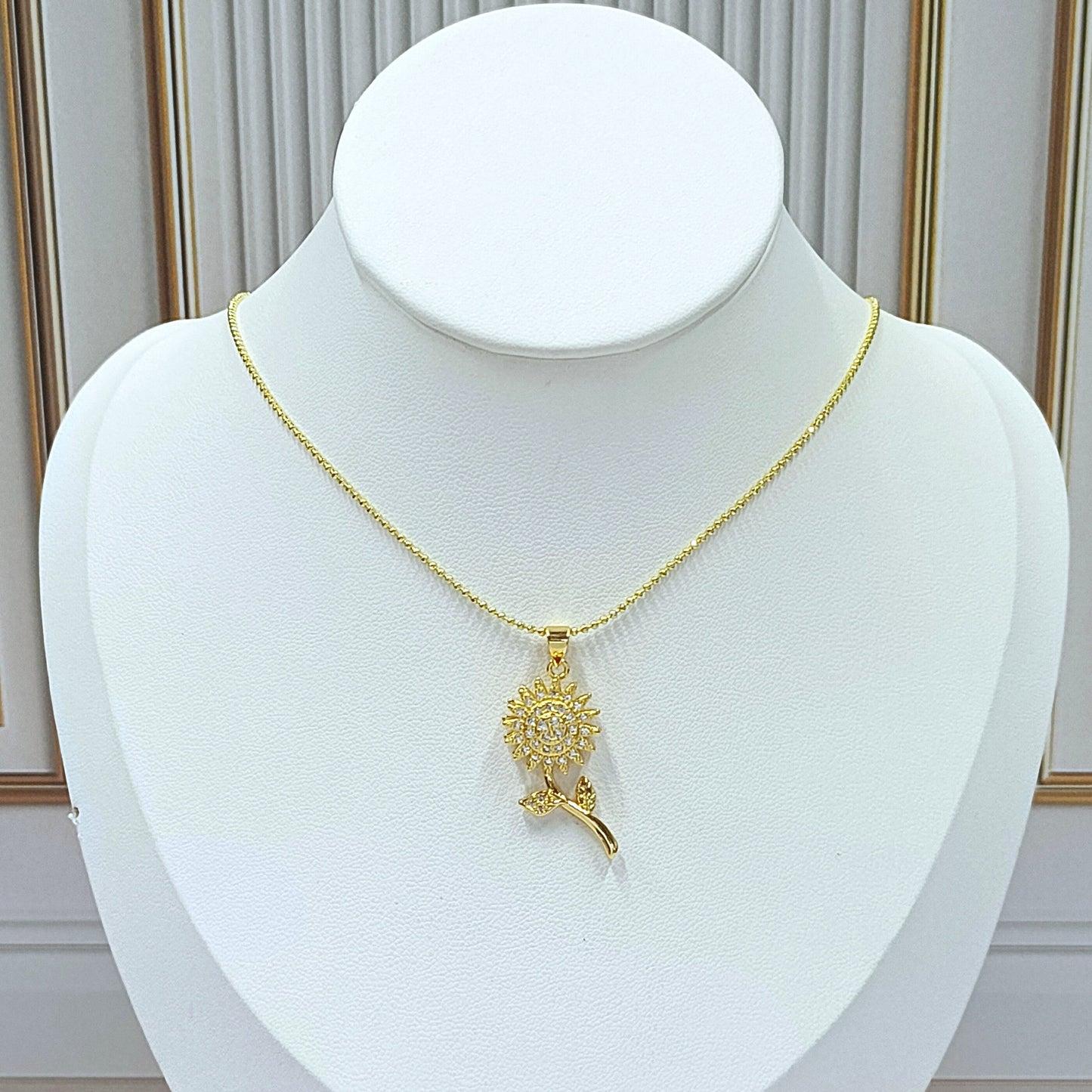 Collar rodio girasol móvil