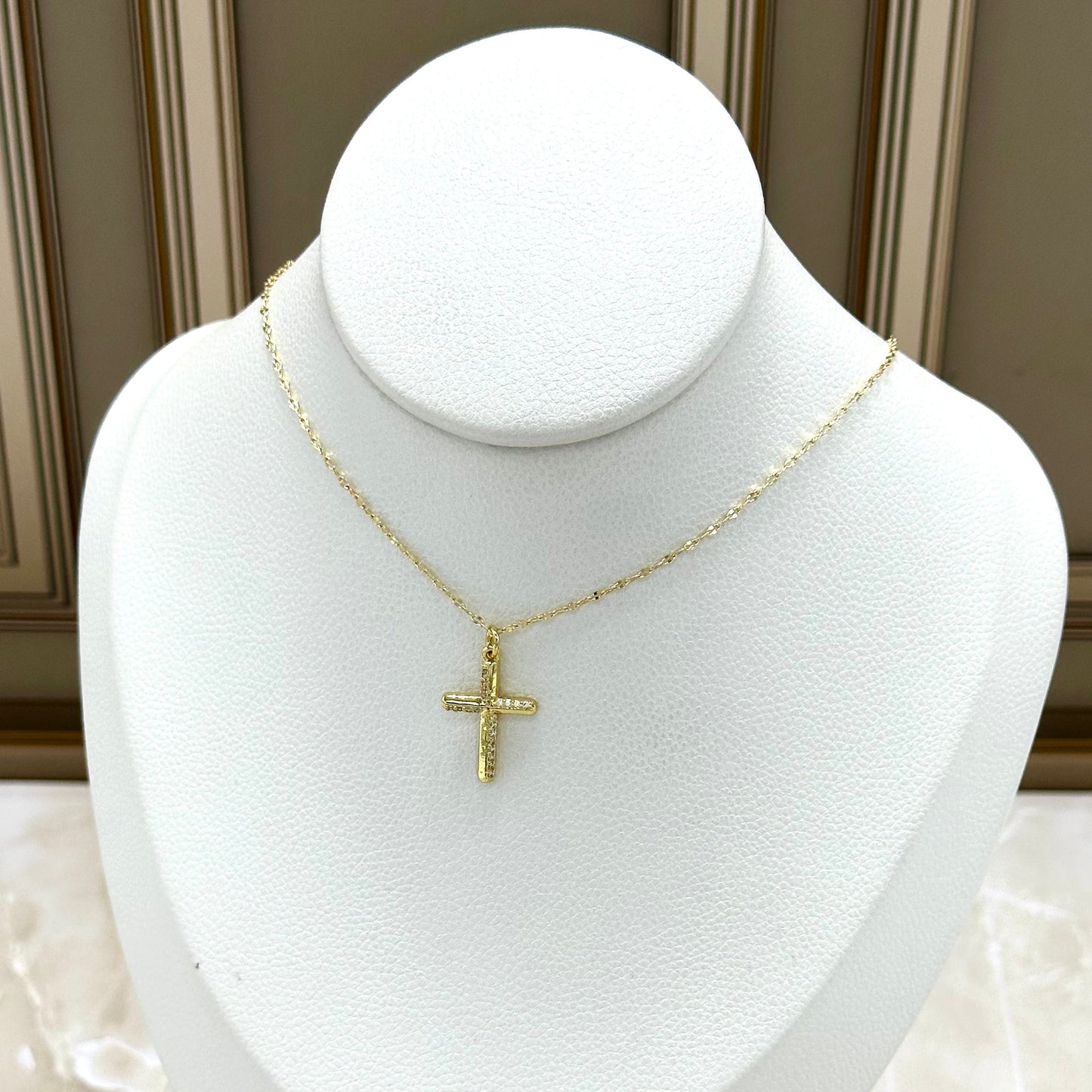Collar rodio cruz