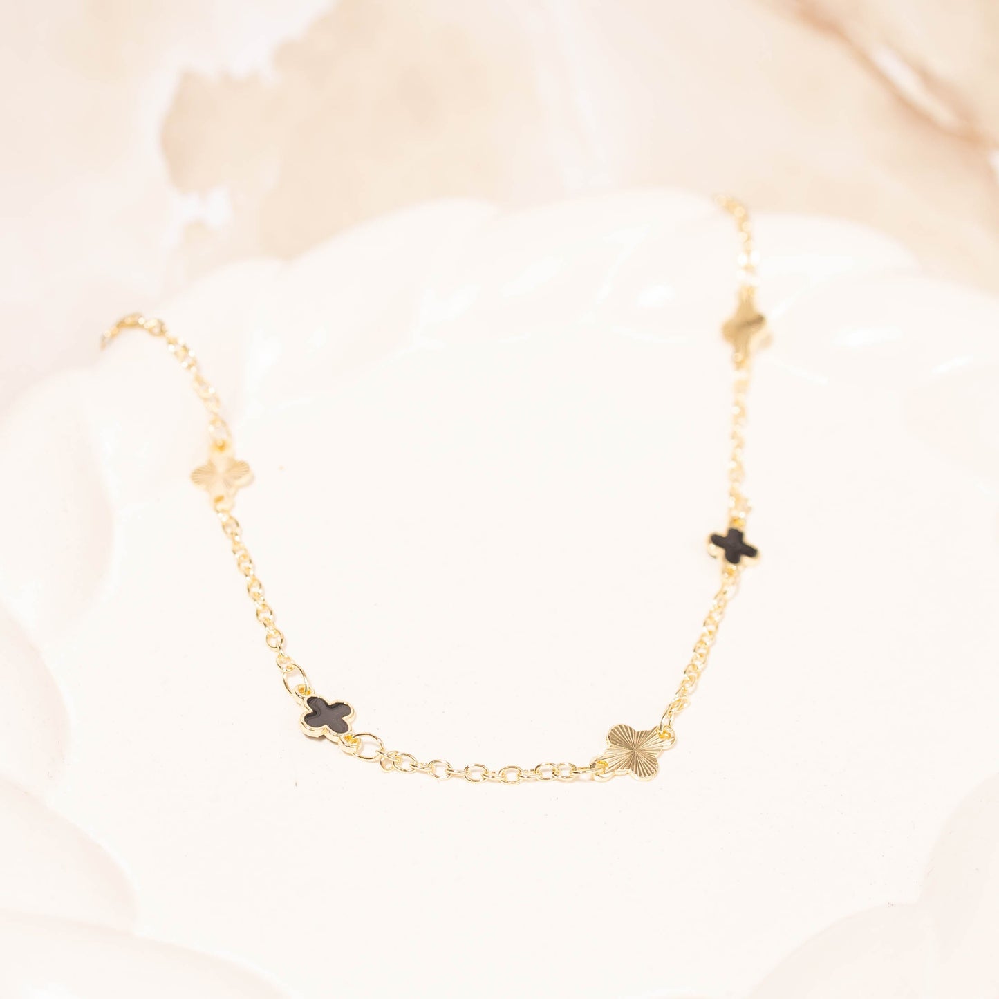 Tobillera van cleef negro