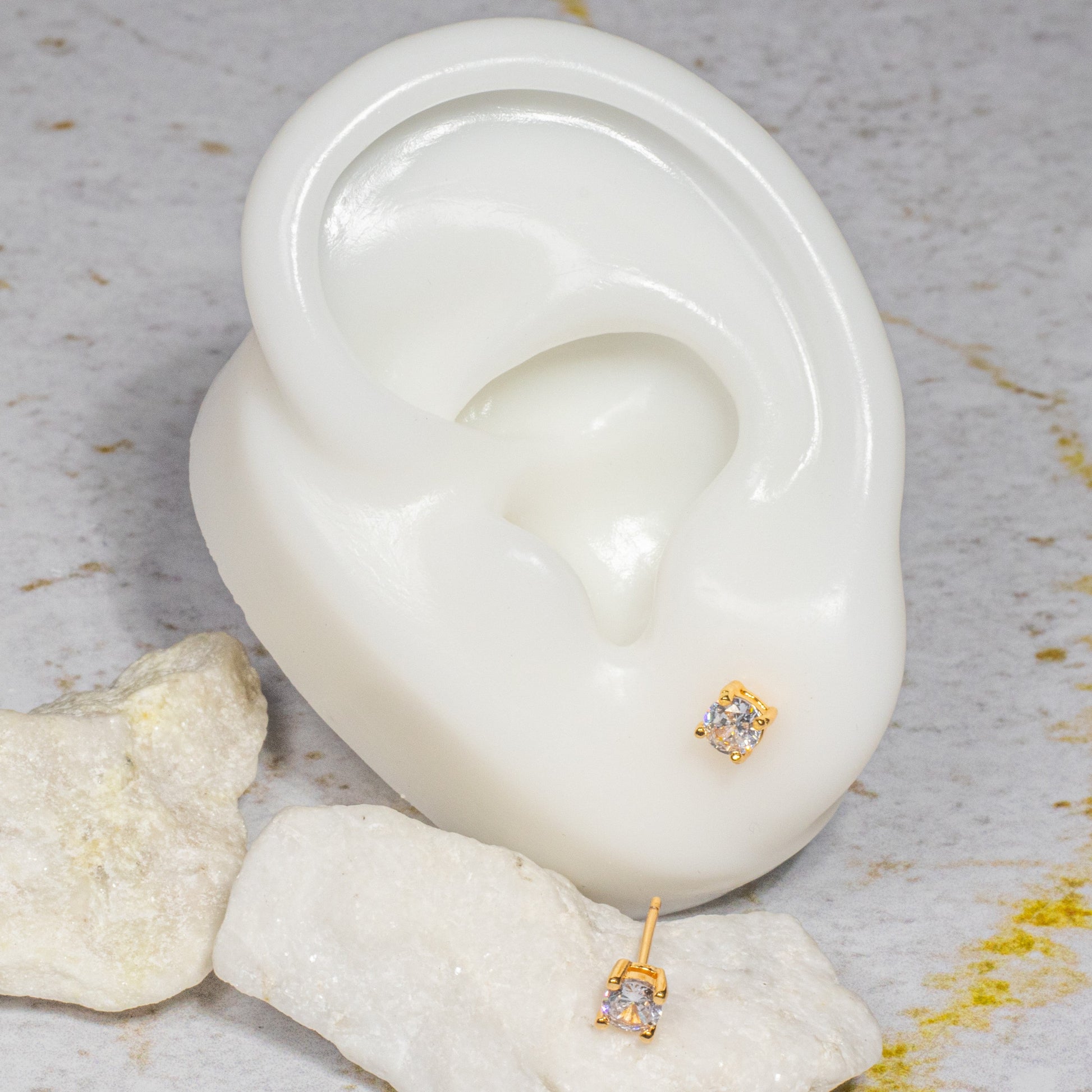 Topo zircon (4mm) cristal Amulí